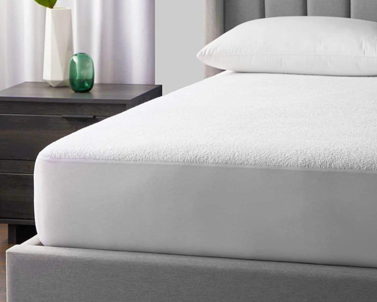 MATTRESS PROTECTOR